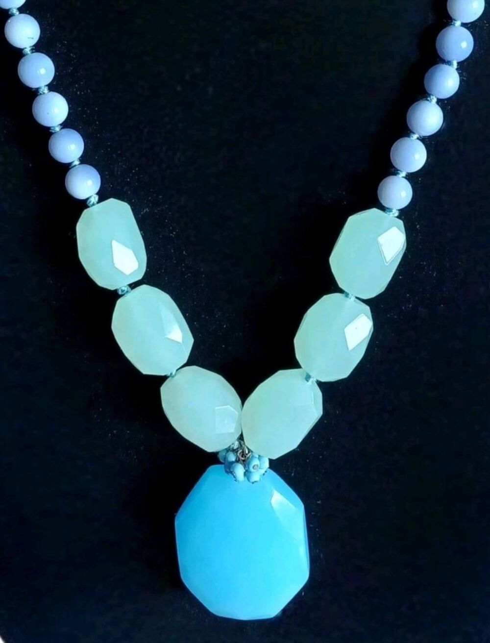 Talbots Chunky Blue Quartz Pendant Green Blue Beaded Necklace + 3 Bracelets Set - Picture 4 of 6